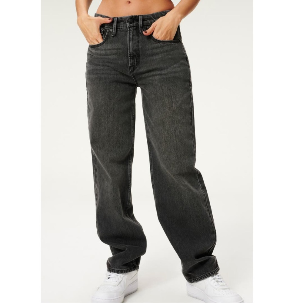 Good American 90s loose fit jeans